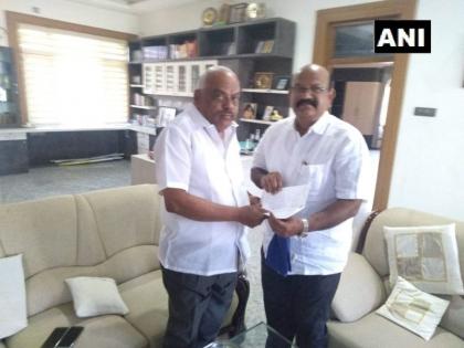 Congress MLA resigns from Karnataka; enter in BJP Modi's meeting | कर्नाटकात काँग्रेस आमदाराचा राजीनामा; जदयूसोबत जागावाटपाची चर्चा