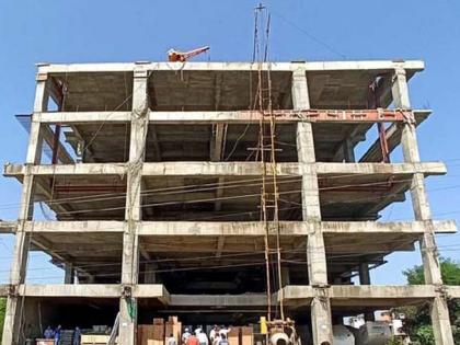 unauthorized construction in the Akola city; Misleading the Commissioner | शहरात अनधिकृत बांधकामांना ऊत; आयुक्तांची दिशाभूल