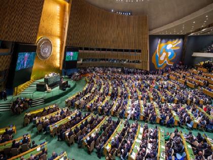 India abstains in UNGA on resolution demanding Israel leave Occupied Palestinian Territory within 12 months | UNGA : पॅलेस्टाईनच्या मुद्द्यावर भारताची मोठी खेळी, 'या' देशांनी ठरावाच्याविरोधात केलं मतदान! 