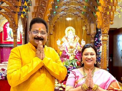 marathi actor Aadesh Bandekar Family Ganpati Visarjan | Aadesh Bandekar : आदेश बांदेकरांच्या बाप्पाचं अनोख्या पद्धतीने झालं विसर्जन, पाहा व्हिडीओ