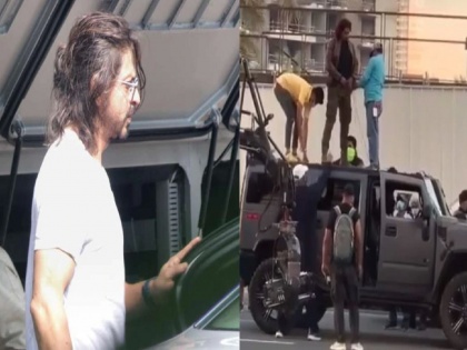 watch shahrukh khan movie pathan shooting video leaked | जोरात सुरू आहे ‘पठाण’चे शूटींग, सेटवरचे शाहरूख खानचे फोटो, व्हिडीओ लीक 