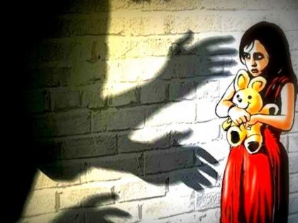 Rape on minor girl by relative in Nagpur | नागपुरात नातेवाईकाने केला चिमुकलीवर बलात्कार