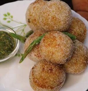 Ashadhi Ekadashi Food : साबुदाणा खिचडी-पराठा खाऊन वैतागलात? करा उपवासाचे स्पेशल पॅटीस, मऊ-लुसलुशीत पौष्टिक पदार्थ