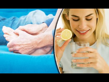 Scientist claim lemon lower the blood uric acid levels in humans know how to use | Lemon For Uric Acid: वैज्ञानिकांचा दावा जॉइंट्समधील यूरिक अॅसिड दूर करतो लिंबाचा रस, असा करा वापर Scientist claim lemon lower the blood uric acid levels in humans know how to use | Lemon For Uric Acid: वैज्ञानिकांचा दावा जॉइंट्समधील यूरिक अॅसिड दूर करतो लिंबाचा रस, असा करा वापर