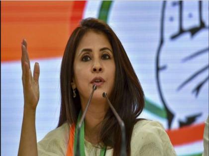 urmila matondkar election rally in news | आठवडाभर या कारणामुळे चर्चेत राहिली उर्मिला मातोंडकर...