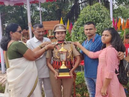 Urmila Mahesh Kamble, a female constable from Sangli, became PSI | ..अखेर तिने ‘पीएसआय’चे स्वप्न केलं साकार, सांगलीच्या उर्मिला खोत यांची कामगिरी