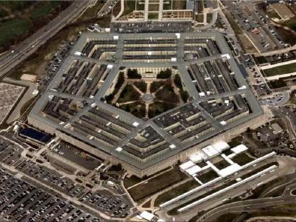 us defense department pentagon on lockdown after gunshots heard outside | Pentagon Lockdown : पेंटागॉनमध्ये लष्करी मुख्यालयाबाहेर अंदाधुंद गोळीबार, लॉकडाऊन जारी 