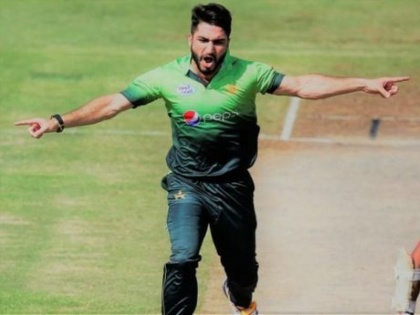 Asia Cup 2018: Usman, Pakistan won by Imam's bowling; Hong Kong defeats | Asia Cup 2018: उस्मान, इमामच्या खेळीने पाक विजयी; हाँगकाँग पराभूत