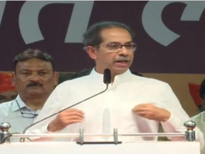 'Even a dog in the street did not ask BJP, Shiv Sena stood behind them' - Uddhav Thackeray | 'भाजपला गल्लीतला कुत्राही विचारत नव्हता, शिवसेना त्यांच्या मागे उभी राहिली'- उद्धव ठाकरे