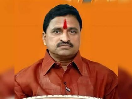 Maharashtra Rape case filed against former Shiv Sena minister uttam prakash khandare in Pune | शिवसेनेच्या माजी मंत्र्याने डांबून ठेवत केला बलात्कार, महिलेच्या तक्रारीनंतर पुण्यात गुन्हा दाखल