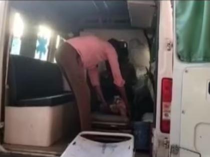 Father dies at son's school, falls off chair while signing application and... | मुलाच्या शाळेतच वडिलांनी सोडला जीव, अर्जावर सही करताना खुर्चीवरून कोसळले आणि... Father dies at son's school, falls off chair while signing application and... | मुलाच्या शाळेतच वडिलांनी सोडला जीव, अर्जावर सही करताना खुर्चीवरून कोसळले आणि...