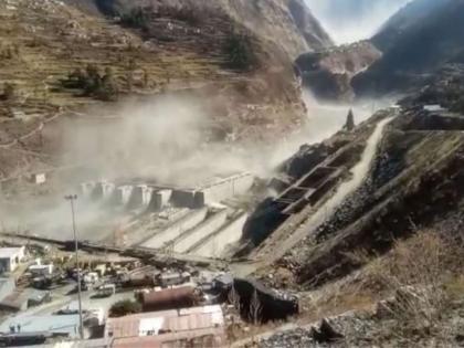 uttarakhand glacier burst Snow melts due to rising temperatures | Uttarakhand Glacier Burst: तापमानवाढीमुळे वितळताहेत हिमकडे; जर्नल सायन्स ॲडव्हान्सेजमध्ये अभ्यास अहवाल प्रकाशित