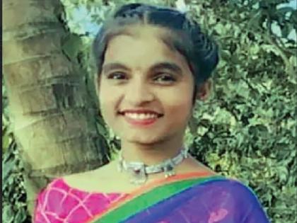 A case has been registered against the principal in connection with the death of a female student due to dizziness while performing in a garba dance program at school | Ratnagiri: वैष्णवी माने हिच्या मृत्यूप्रकरणी मुख्याध्यापकांवर गुन्हा दाखल, गरबा नृत्य कार्यक्रमात चक्कर येऊन झाला होता मृत्यू