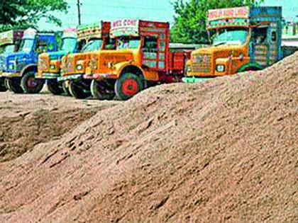 Survivors of the Truck Thriller Sand Contractor | ट्रक पळविणारा  वाळू ठेकेदार शरण