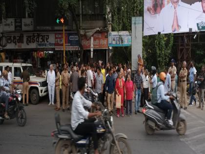 pune news signal Free Chowk initiative in Wanwadi is turning deadly; Pedestrians outcry | वानवडीत 'सिग्नल फ्री चौक' उपक्रम ठरतोय जीवघेणा; पादचाऱ्यांचा आक्रोश