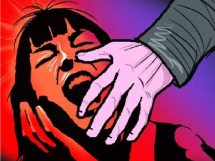 Vardha news| nephew abused his aunt, police arrested him | नात्याला काळीमा फासणारी घटना; वासनांध पुतण्याने केला काकूवर अत्याचार