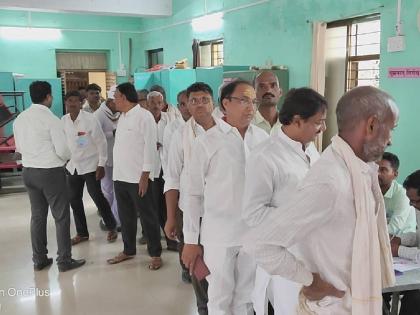 80.54 percent voting for 'Purne'; The fate of 48 candidates is locked in the ballot box | ‘पूर्णे’ साठी ८०.५४ टक्के मतदान; ४८ उमेदवारांचे भवितव्य मतपेटीत बंद