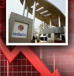 हिंडेनबर्गसारखं 'भूत' पुन्हा आलं! यावेळी वेदांताला धक्का, शेअर गडगडले, कारण वाचून थक्क व्हाल!