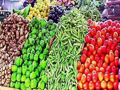 A big increase in the price of vegetables, has hit the common man pocket | भाज्यांच्या दरात मोठी वाढ, सामान्यांच्या खिशाला लागली कात्री; टोमॅटोची लाली वाढलेलीच, लसूण-आले आवाक्याबाहेर