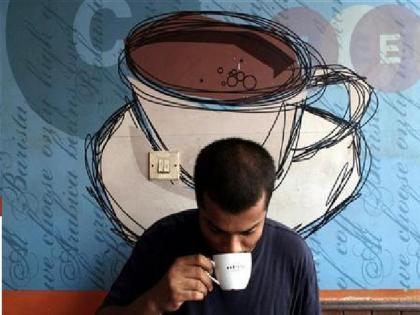 In Venezuela, a cup of coffee costs entire month’s salary; here are other countries with high inflation | १३,०००% चलनवाढ, एक कप कॉफीसाठी द्यावा लागतो संपूर्ण महिन्याचा पगार