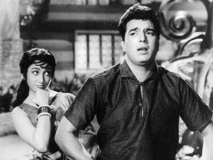 veteran actress mala sinha 12 lakh rupees found in the bathroom wall from income tax raid | लोकप्रिय अभिनेत्रीच्या घरातील बाथरुमच्या भिंतीत सापडलेले १२ लाख, कोर्टात दिली खोटी साक्ष अन्...