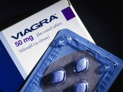 50 percent discount on Viagra, Levatra! Sales abroad despite ban | व्हायग्रा, लीव्हेट्रावर ५० टक्के डिस्काउंट! बंदी असतानाही परदेशात विक्री