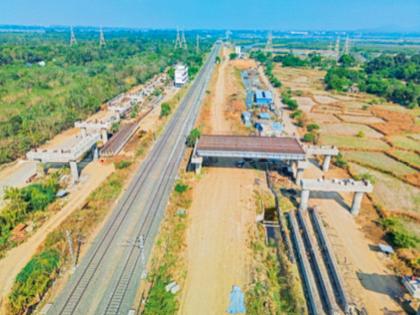 35 percent four-lane construction of Virar-Dahanu railway line completed; 200 local trips will increase due to the new track | विरार-डहाणू रेल्वे मार्गाचे ३५ टक्के चौपदरीकरण पूर्ण; नव्या मार्गिकेमुळे २०० लोकल फेऱ्या वाढणार