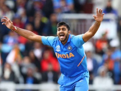 ICC World Cup 2019: Vijay Shankar injured for second time in World Cup | ICC World Cup 2019: विश्वचषकादरम्यान विजय शंकरला झाली दुसऱ्यांदा दुखापत, नक्कीच चाललंय काय...