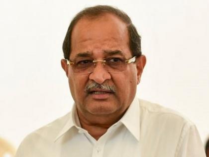 Sharad Pawar should reflect on who betrayed the people - Radhakrishna Vikhe Patil | जनतेचा विश्वासघात कोणी केला, याचे शरद पवारांनी आत्मचिंतन करावे - राधाकृष्ण विखे पाटील 