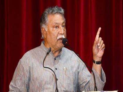 vikram gokhale says audience should stop watching nonsense daily soaps tv serials | तुम्हीच अशा भिकार मालिका पाहणं बंद करा...; ज्येष्ठ अभिनेते विक्रम गोखले यांची प्रेक्षकांना कळकळीची विनंती