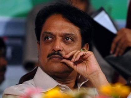 The land was to go into the builder's hand; As soon as Vilasrao Deshmukh got the information, he stayed and built a magnificent sports complex in Aurangabad | भूखंड जाणार होता बिल्डराच्या घशात; विलासरावांना कळताच तत्काळ निर्णय घेत तेथे उभारले भव्य क्रीडासंकुल