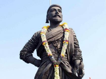 Erect a protective umbrella over the statue of Chhatrapati Shivaji Maharaj in front of Vile Parle and T2 Terminal; Demands of the Watchdog Foundation | विलेपार्ले व टी २ टर्मिनल समोरिल छत्रपती शिवाजी महाराजांच्या पुतळ्यावर संरक्षक छत्री उभारा; वॉचडॉग फाउंडेशनची मागणी