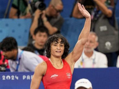 Big Breaking: Shocking! Vinesh Phogat declared ineligible by Olympics 2024; What is the reason? | Vinesh Phogat Big Breaking : धक्कादायक! विनेश फोगाटला ऑलिम्पिकने अपात्र घोषित केले; कारण काय?