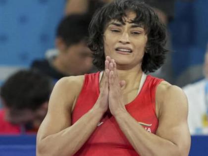 Vinesh Phogat Disqualified From Olympics: ...Vinesh would have lost 2.6 kg weight in 12 hours for a medal | ...तर विनेशच्या जिवावर बेतलं असतं, पदकासाठी १२ तासांत घटवलं २.६ किलो वजन