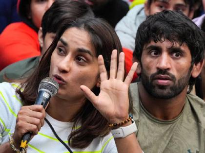 Brij Bhushan Sharan Singh Case: Bajrang puniya and Vinesh phogat's criticism on Delhi Police action | 'हिच ब्रिजभूषण सिंह यांची ताकद...', दिल्ली पोलिसांच्या कारवाईवर बजरंग आणि विनेशची टीका