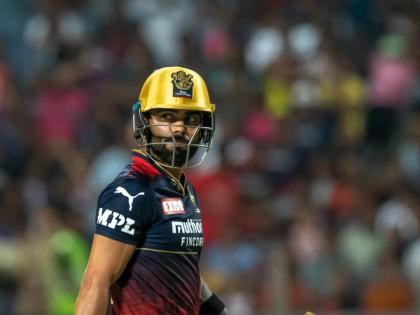 IPL 2022 : After the second duck, I realized what it feels like to be helpless, It has never happened with me in my career, Said Virat Kohli   | Virat Kohli feels helpless IPL 2022 : असहाय्यता काय असते हे समजलं, असं कधीच घडलं नव्हतं - विराट कोहली हताश; जाणून घ्या नेमकं कारण