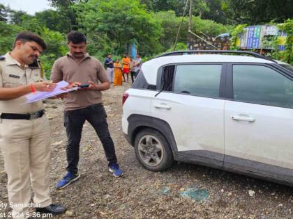 Body of murdered elderly man found strapped to car; A case of kidnapping was registered in the police station | कारमध्ये बांधलेल्या अवस्थेत सापडला, हत्या केलेला वयोवृद्धाचा मृतदेह; पोलीस ठाण्यात दाखल होता अपहरणाचा गुन्हा