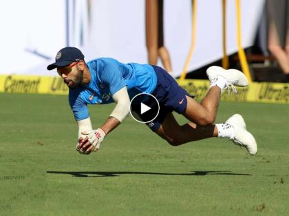 Virat Kohli takes splendid diving catch in practice ahead of IND vs NZ 2024 1st Test | Video: विराट कोहलीचा भन्नाट झेल! न्यूझीलंड विरूद्धच्या मालिकेआधी नेट प्रक्टिसमध्ये केली कमाल