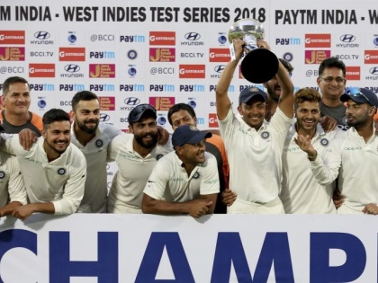 Virat kohli and team india is ready to face Australia? | ऑस्ट्रेलियाचा मुकाबला करण्यासाठी 'विराट'सेना सज्ज! खरंच की काय?