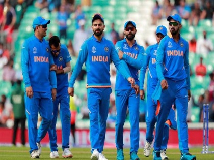 Breaking : Team India Head Coach; Ravi Shastri reappointed as coach of team india | Breaking: विराट कोहलीला 'देव' पावले; पुन्हा रवी शास्त्रीच टीम इंडियाचे 'महागुरू'