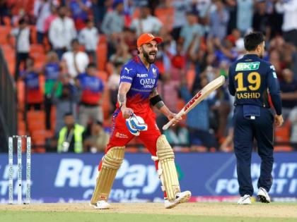 Virat Kohli has brushed off any criticism of his strike rate against spin in the IPL, after scoring a match-winning 70 not out off 44 balls against Gujarat Titans  | विराट कोहलीने स्ट्राईक रेटवरून टीका करणाऱ्यांना सुनावलं; म्हणाला, बॉक्समध्ये बसून...  