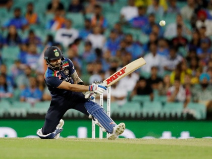 India vs Australia : AB de Villiers reacts to Virat Kohli's 'ABD-like' scoop shot | India vs Australia : विराट कोहलीनं 'ABD Scoop'ची कॉपी; डिव्हिलियर्सकडून आली प्रतिक्रिया