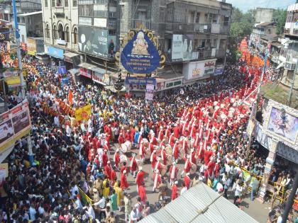 My fear is gone in the joy of the festival She got relief from her mental disorder in Ganeshotsav of Pune | ‘उत्सवाच्या आनंदात माझी भीती दूर...' पुण्याच्या गणेशोत्सवात 'ती' ला मिळाला मानसिक विकारातून दिलासा