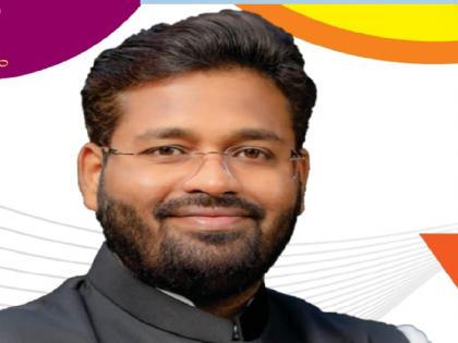 Maharashtra Assembly Election 2024 : Attack on BJP rebel candidate Vishal Parab's car in malgoan sawantwadi | भाजप बंडखोर उमेदवार विशाल परब यांच्या गाडीवर हल्ला 