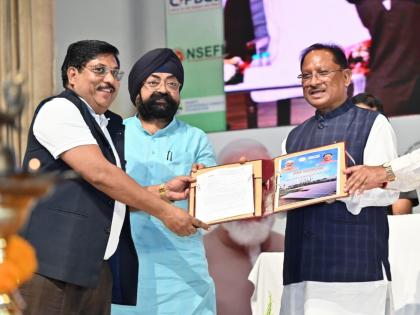 Consumers become 'energy donors' in Chhattisgarh! Chief Minister Vishnu Deo Sai's innovative initiative | छत्तीसगडमध्ये ग्राहक बनले 'ऊर्जा-दाते'! मुख्यमंत्री विष्णू देव साय यांचा अभिनव उपक्रम