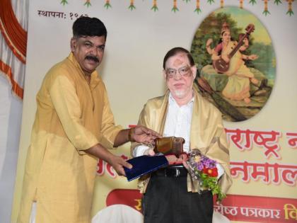 Depositors and investors in India are not safe, economist Vishwas Utgi presented a disturbing picture in the Vasant Lecture Series | भारतातील ठेवीदार आणि गुंतवणूकदार सुरक्षित नाहीत, अर्थतज्ज्ञ विश्वास उटगी यांनी वसंत व्याख्यानमालेत मांडले विदारक चित्र Depositors and investors in India are not safe, economist Vishwas Utgi presented a disturbing picture in the Vasant Lecture Series | भारतातील ठेवीदार आणि गुंतवणूकदार सुरक्षित नाहीत, अर्थतज्ज्ञ विश्वास उटगी यांनी वसंत व्याख्यानमालेत मांडले विदारक चित्र