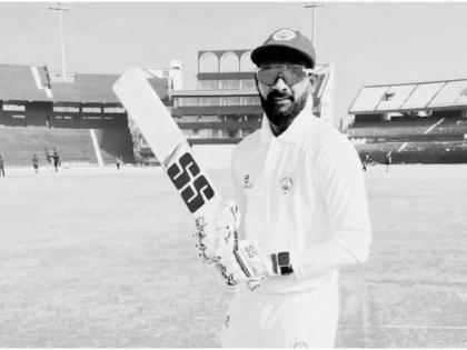 Just days after he lost his newborn, Baroda cricketer Vishnu Solanki lost his father today morning, Vishnu is in Cuttack playing #Ranji.   | Vishnu Solanki : भारतीय क्रिकेटपटूवर कोसळला दुःखाचा डोंगर; नवजात मुलीनंतर वडिलांचेही झाले निधन!