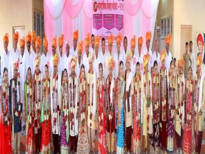 Shubhamangal of 11 pairs in Pulodam | तळोद्यात 11 जोडप्यांचे शुभमंगल