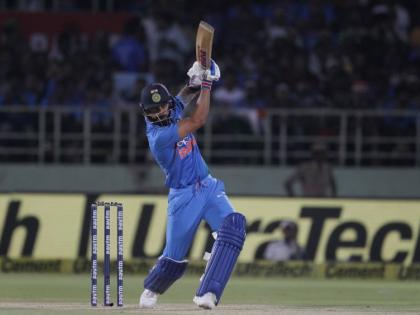 India vs Australia 1st T20: Virat Kohli becomes the first batsman to complete 500 runs against a team in T20Is | India vs Australia 1st T20 : विराट कोहलीचे विक्रमासह पुनरागमन