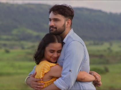 Siddharth Chandekar and Parna Pethe will be seen in 'Adhantari' | सिद्धार्थ चांदेकर आणि पर्ण पेठे झळकणार 'अधांतरी'मध्ये